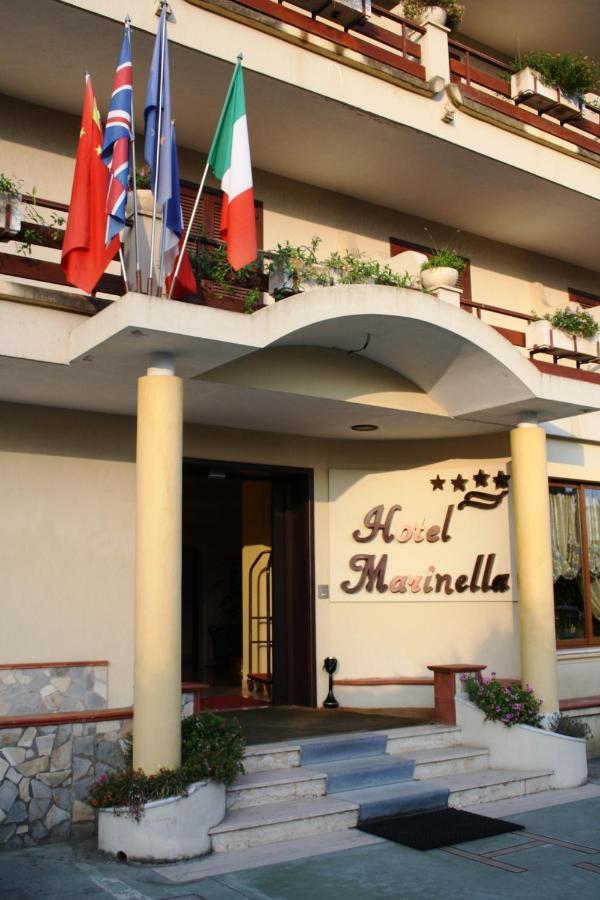 Hotel Marinella Піццо Екстер'єр фото