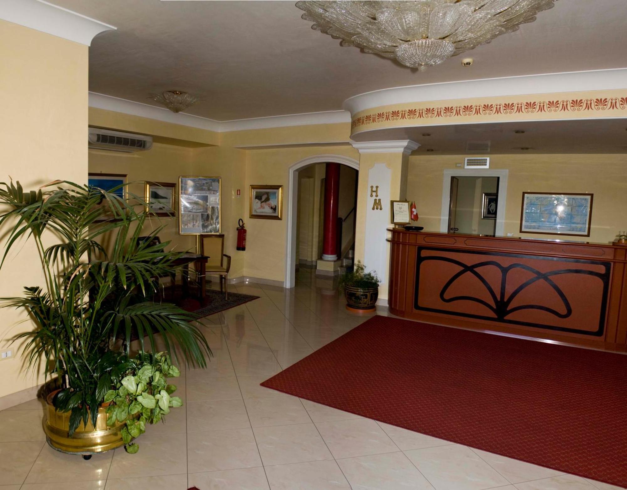 Hotel Marinella Піццо Екстер'єр фото